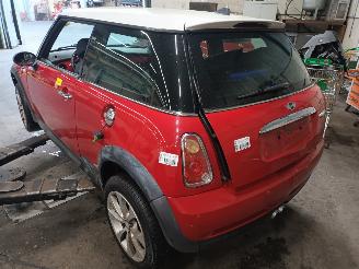 Mini Mini Mini (R50/53) Hatchback 1.6 16V Cooper S (W11-B16A) [125kW]  (07-2004/=
09-2006) picture 4