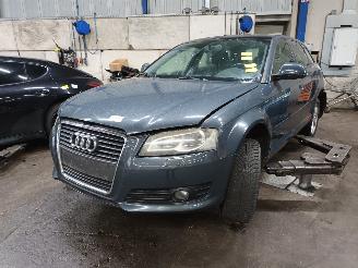 Vrakbiler auto Audi A3 A3 Sportback (8PA) Hatchback 5-drs 1.6 (BSE) [75kW]  (09-2004/03-2013)= 2008/11