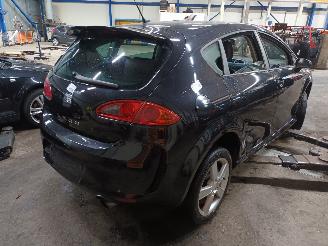 Seat Leon Leon (1P1) Hatchback 5-drs 2.0 TFSI 16V (BWA) [136kW]  (09-2005/05-200=
6) picture 3