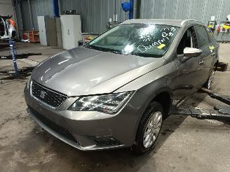 Vrakbiler auto Seat Leon Leon ST (5FF) Combi 5-drs 1.6 TDI 16V (CRKB) [81kW]  (09-2013/08-2020)= 2014/12