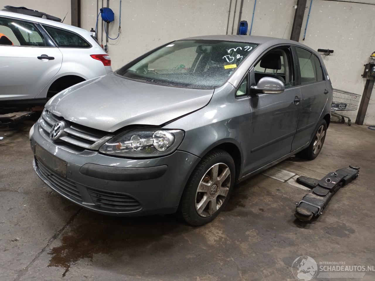 Volkswagen Golf Golf Plus (5M1/1KP) MPV 1.6 (BSE) [75kW]  (05-2005/12-2013)