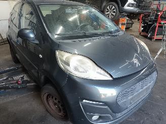 Peugeot 107 107 Hatchback 1.0 12V (384F(1KR)) [50kW]  (06-2005/05-2014) picture 2