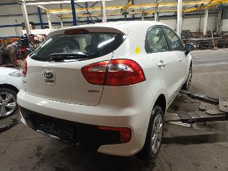 Kia Rio Rio III (UB) Hatchback 1.1 CRDi VGT 12V (D3FA) [55kW]  (09-2011/12-201=
7) picture 3
