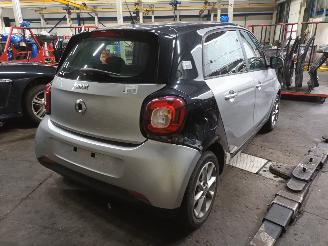 Smart Forfour Forfour (453) Hatchback 5-drs 1.0 12V (M281.920) [52kW]  (07-2014/...)= picture 3