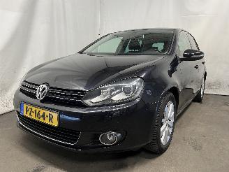 krockskadad bil auto Volkswagen Golf Golf VI (5K1) Hatchback 1.2 TSI BlueMotion (CBZB) [77kW]  (11-2008/11-=
2012) 2010/8