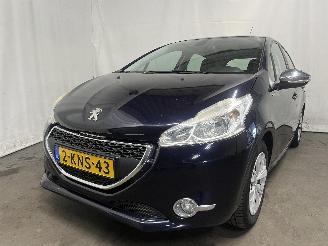 skadebil auto Peugeot 208 208 I (CA/CC/CK/CL) Hatchback 1.2 Vti 12V PureTech 82 (EB2F(HMZ)) [60k=
W]  (03-2012/12-2019) 2013/6