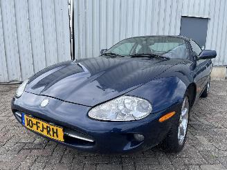 Auto incidentate Jaguar XK XK 8 Coupé 4.0 V8 32V (NC(AJ27)) [209kW]  (03-1996/07-2005) 2000/4