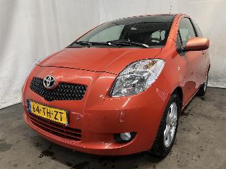 skadebil auto Toyota Yaris Yaris II (P9) Hatchback 1.3 16V VVT-i (2SZFE) [64kW]  (08-2005/11-2010=
) 2007/1