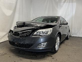 Unfallwagen Opel Astra Astra J Sports Tourer (PD8/PE8/PF8) Combi 1.4 Turbo 16V (A14NET(Euro 5=
)) [103kW]  (10-2010/10-2015) 2012/8