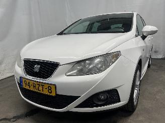 Vaurioauto  passenger cars Seat Ibiza Ibiza ST (6J8) Combi 1.2 TDI Ecomotive (CFWA) [55kW]  (04-2010/05-2015=
) 2011/9
