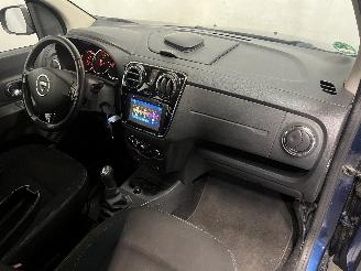 Dacia Lodgy Lodgy (JS/SD0J) MPV 1.2 TCE 16V (H5F-402(H5F-C4)) [85kW]  (03-2012/...=
) picture 17