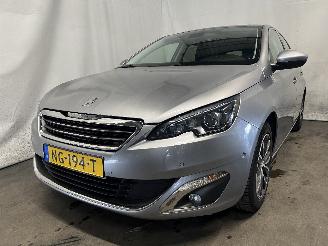 Auto incidentate Peugeot 308 308 (L3/L8/LB/LH/LP) Hatchback 5-drs 1.2 12V e-THP PureTech 130 (EB2DT=
S(HNY)) [96kW]  (11-2013/06-2021) 2017/2