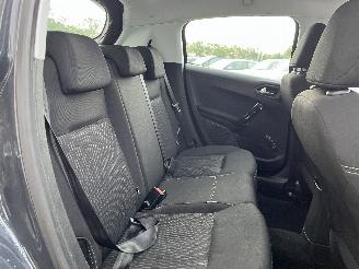 Peugeot 208 208 I (CA/CC/CK/CL) Hatchback 1.2 Vti 12V PureTech 82 (EB2F(HMZ)) [60k=
W]  (03-2012/12-2019) picture 18