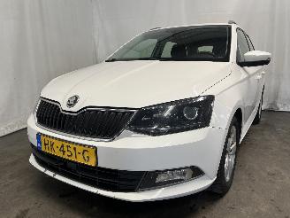 Unfallwagen Skoda Fabia Fabia III Combi (NJ5) Combi 5-drs 1.4 TDI 16V 90 Greentech (CUSB(Euro =
6)) [66kW]  (10-2014/12-2022) 2015/11