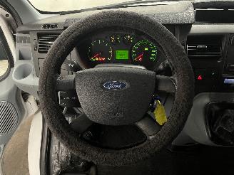 Ford Transit Transit Bus 2.2 TDCi 16V (P8FA(Euro 4)) [63kW]  (04-2006/08-2014) picture 23