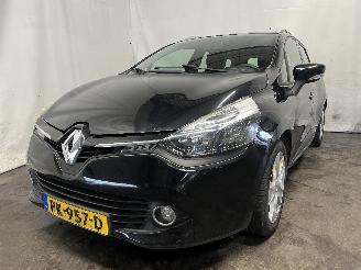 Voiture accidenté Renault Clio Clio IV Estate/Grandtour (7R) Combi 5-drs 1.5 Energy dCi 75 FAP (K9K-6=
12) [55kW]  (01-2013/08-2021) 2015/4