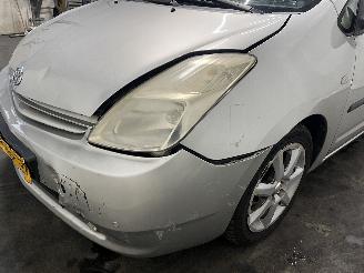 Toyota Prius Prius (NHW20) Liftback 1.5 16V (1NZ-FXE) [82kW]  (09-2003/12-2009) picture 10