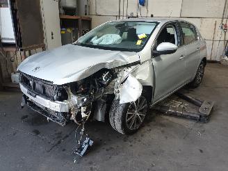 Uttjänta bilar auto Peugeot 308 308 (L3/L8/LB/LH/LP) Hatchback 5-drs 1.2 12V e-THP PureTech 130 (EB2DT=
S(HNY)) [96kW]  (11-2013/06-2021) 2014/11