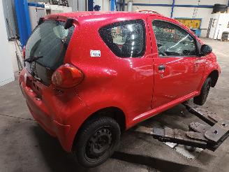 Toyota Aygo Aygo (B10) Hatchback 1.0 12V VVT-i (1KR-FE) [50kW]  (07-2005/05-2014) picture 3