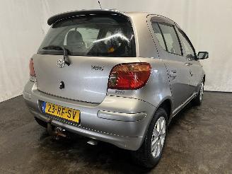 Toyota Yaris Yaris (P1) Hatchback 1.3 16V VVT-i (2SZFE) [64kW]  (04-2002/09-2005) picture 5