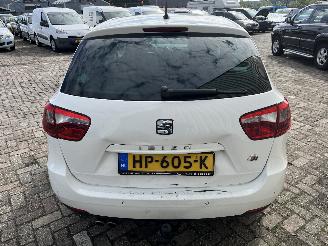 Seat Ibiza Ibiza ST (6J8) Combi 1.4 TDI 12V (CUSB) [66kW]  (05-2015/07-2016) picture 7