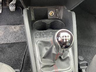 Seat Ibiza Ibiza ST (6J8) Combi 1.4 TDI 12V (CUSB) [66kW]  (05-2015/07-2016) picture 18