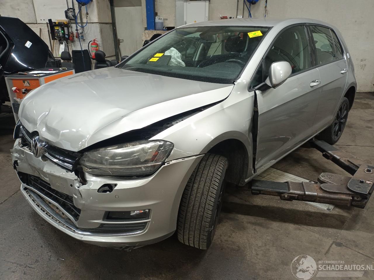 Volkswagen Golf Golf VII (AUA) Hatchback 1.4 TSI 16V (CMBA(Euro 5)) [90kW]  (11-2012/0=
3-2020)