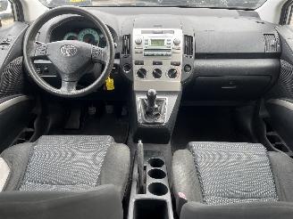 Toyota Corolla Corolla Verso (R10/11) MPV 1.6 16V VVT-i (3ZZFE) [81kW]  (04-2004/03-2=
009) picture 15