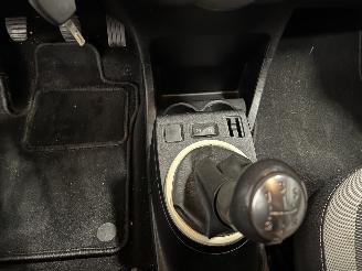Renault Twingo Twingo III (AH) Hatchback 5-drs 1.0 SCe 70 12V (H4D-400(H4D-A4)) [52kW=
]  (09-2014/04-2019) picture 20