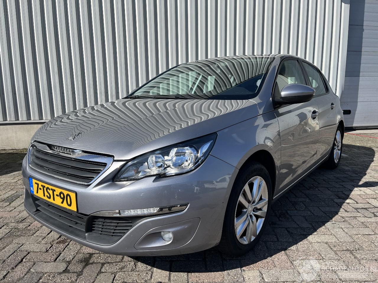 Peugeot 308 308 (L3/L8/LB/LH/LP) Hatchback 5-drs 1.2 12V VTi PureTech 82 (EB2F(HMZ=
)) [60kW]  (09-2013/06-2021)