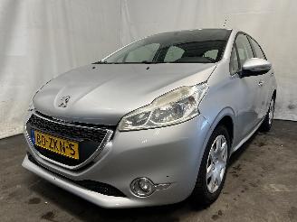 škoda osobní automobily Peugeot 208 208 I (CA/CC/CK/CL) Hatchback 1.2 Vti 12V PureTech 82 (EB2F(HMZ)) [60k=
W]  (03-2012/12-2019) 2012/12