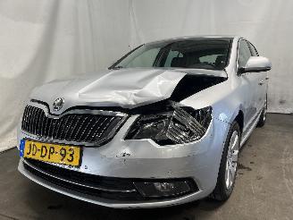 Schadeauto Skoda Superb Superb (3TAA) Hatchback 1.4 TSI 16V (CAXC) [92kW]  (07-2008/05-2015) 2014/8