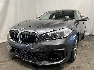 Voiture accidenté BMW 1-serie 1 serie (F40) Hatchback 116d 1.5 12V TwinPower (B37-C15A) [85kW]  (07-=
2019/...) 2019/10