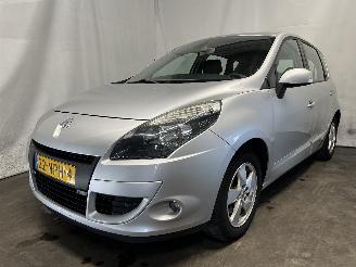 krockskadad bil auto Renault Scenic Scénic III (JZ) MPV 1.4 16V TCe 130 (H4J-700(H4J-A7)) [96kW]  (02-20=
09/09-2016) 2010/10