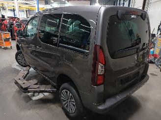 Peugeot Partner Partner Tepee (7A/B/C/D/E/F/G/J/P/S) MPV 1.6 16V Phase 1 (TU5JP4(NFU))=
 [80kW]  (04-2008/02-2012) picture 4