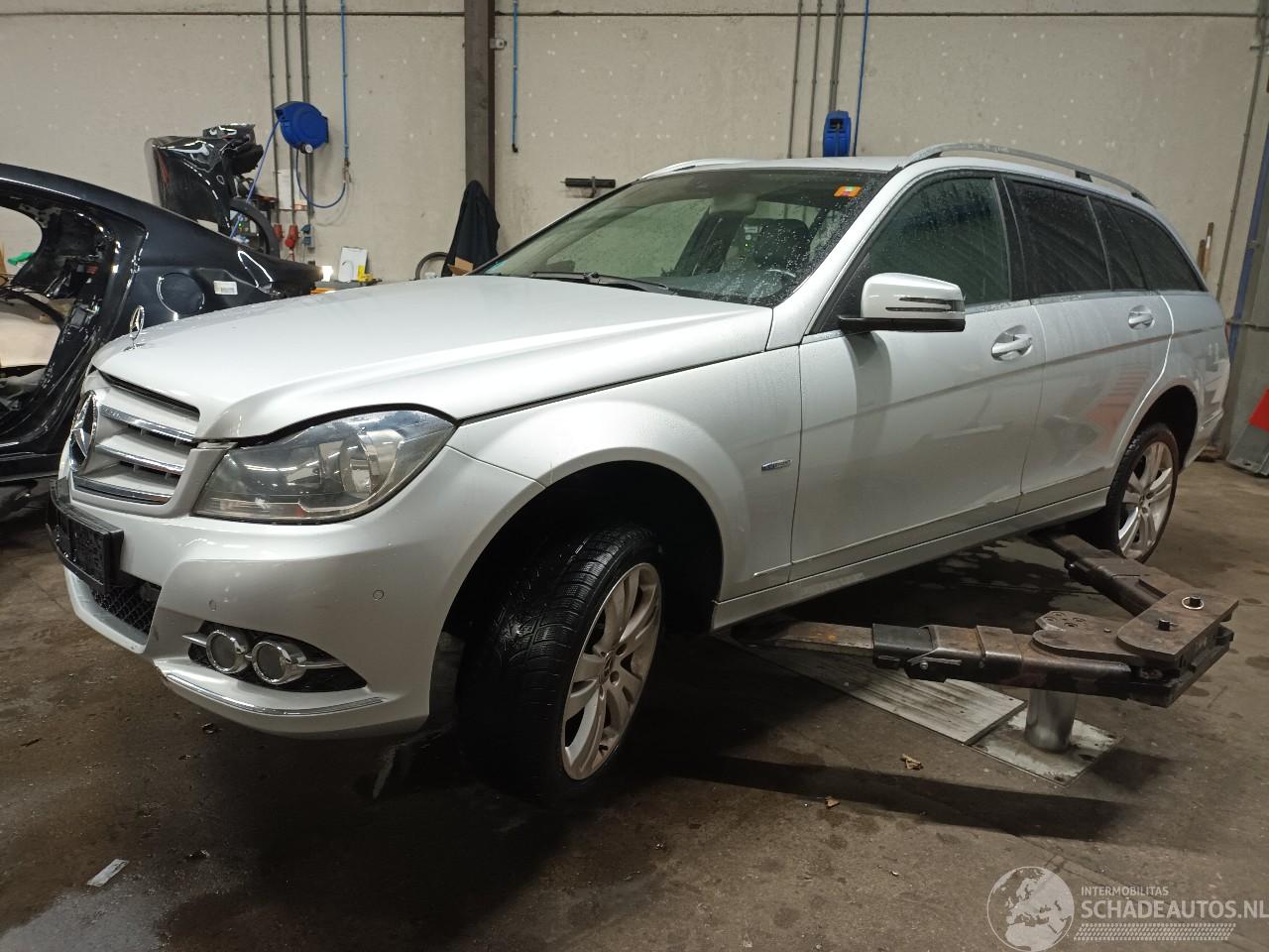 Mercedes C-klasse C Estate (S204) Combi 2.2 C-200 CDI 16V BlueEFFICIENCY (OM651.913) [10=
0kW]  (08-2010/...)
