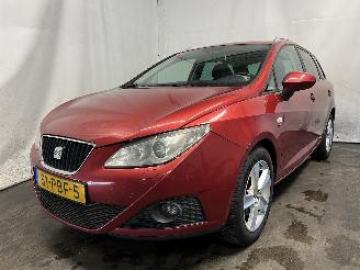 damaged passenger cars Seat Ibiza Ibiza ST (6J8) Combi 1.6 TDI 105 (CAYC) [77kW]  (03-2010/05-2015) 2011/1