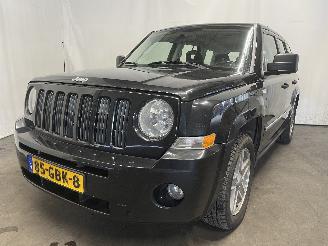 Vaurioauto  passenger cars Jeep Patriot Patriot (MK74) SUV 2.4 16V 4x4 (ERZ) [125kW]  (01-2008/12-2017) 2008/5