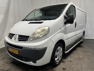 Vaurioauto  passenger cars Renault Trafic Trafic New (FL) Van 2.0 dCi 16V 90 (M9R-630(M9R-A6)) [66kW]  (08-2006/=
06-2014) 2011/11