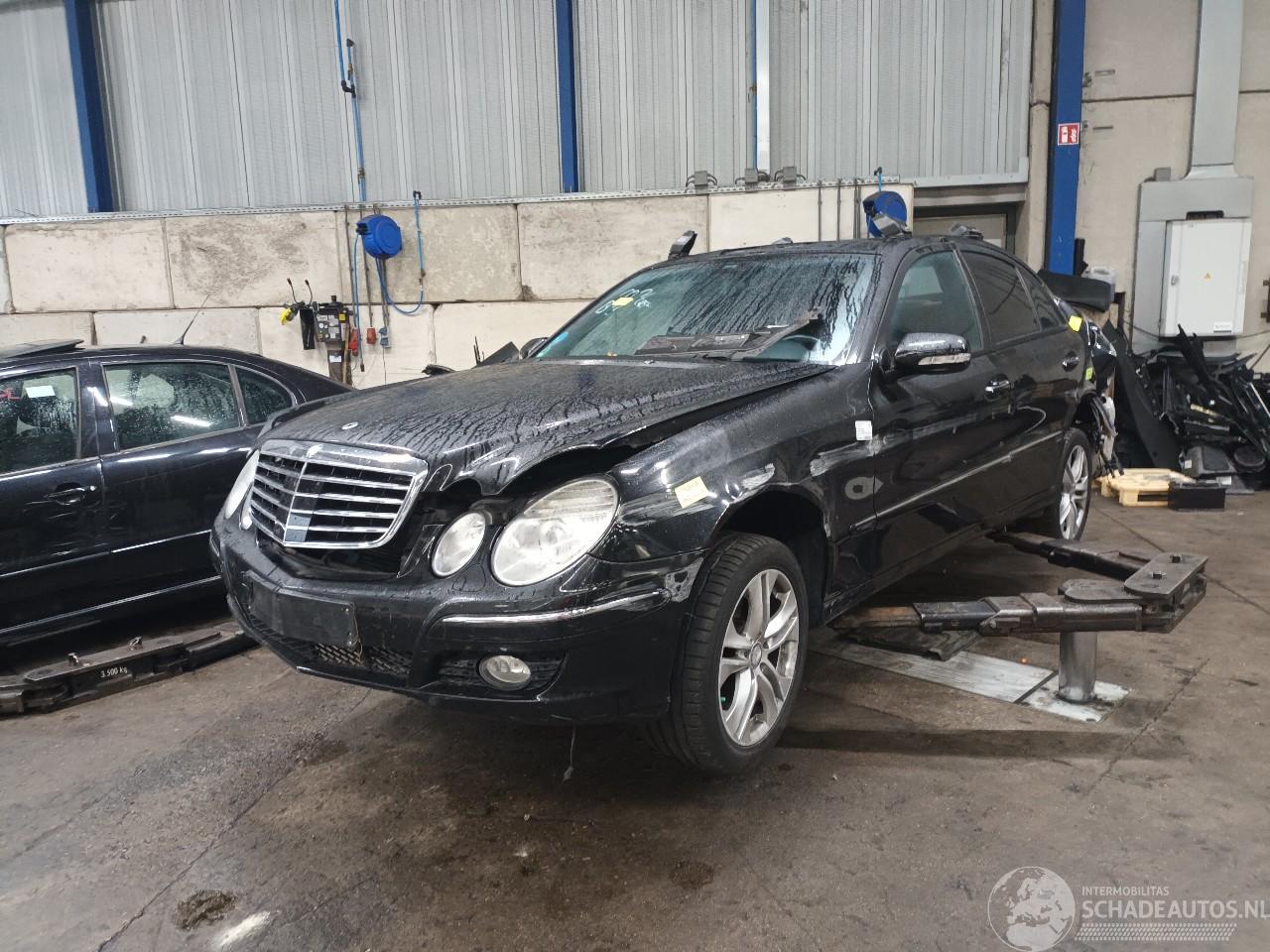 Mercedes E-klasse E (W211) Sedan 2.5 E-230 V6 24V (M272.922) [150kW]  (09-2007/12-2008)