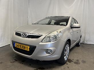 skadebil auto Hyundai I-20 i20 Hatchback 1.2i 16V (G4LA) [57kW]  (09-2008/12-2012) 2010/2