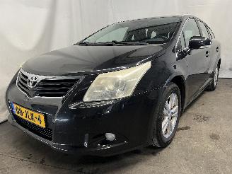 Vaurioauto  passenger cars Toyota Avensis Avensis Wagon (T27) Combi 2.0 16V D-4D-F (1AD-FTV(Euro 4)) [93kW]  (11=
-2008/10-2018) 2009/7
