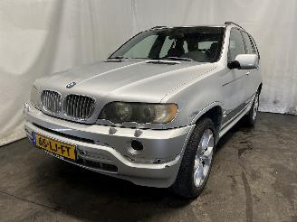 damaged passenger cars BMW X5 X5 (E53) SUV 4.4 V8 32V (M62-B44(448S2)) [210kW]  (01-2000/09-2003) 2003/1