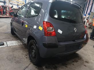 Renault Twingo Twingo II (CN) Hatchback 3-drs 1.2 (D7F-800(Euro 4)) [43kW]  (03-2007/=
09-2014) picture 4