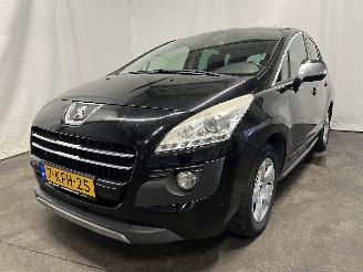 damaged passenger cars Peugeot 3008 3008 I (0U/HU) MPV 2.0 HYbrid4 16V (DW10CTED4(RHC)) [147kW]  (02-2011/=
08-2016) 2013/4
