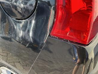 Nissan Pixo Pixo (D31S) Hatchback 1.0 12V (K10B(Euro 5)) [50kW]  (03-2009/10-2013)= picture 16
