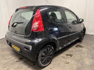 Peugeot 107 107 Hatchback 1.0 12V (384F(1KR)) [50kW]  (06-2005/05-2014) picture 6