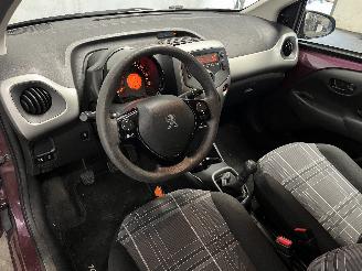 Peugeot 108 108 Hatchback 1.0 12V (1KRFE(CFB)) [51kW]  (05-2014/...) picture 18