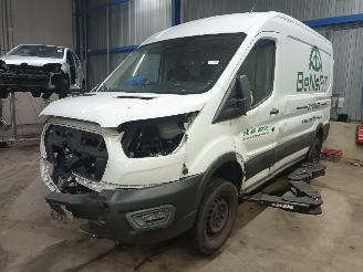 Coche siniestrado Ford Transit Transit Van 2.0 TDCi 16V Eco Blue 105 (BJFB) [77kW]  (03-2016/...) 2024/4
