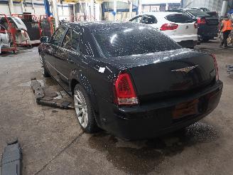 Chrysler 300 C 300 C Sedan 2.7 V6 24V (EER) [142kW]  (09-2004/12-2012) picture 4